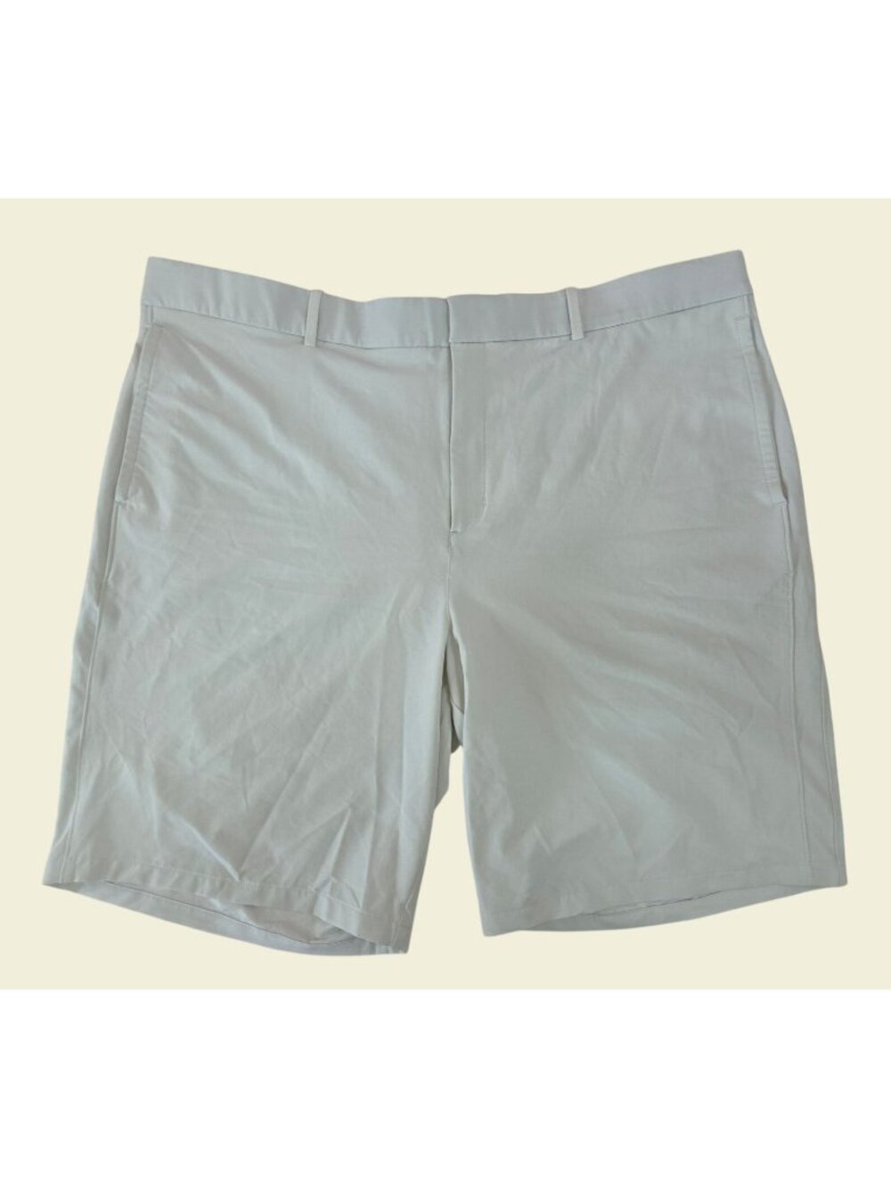 Nike Dri-Fit Mens Beige Performance Golf Shorts Size 42
